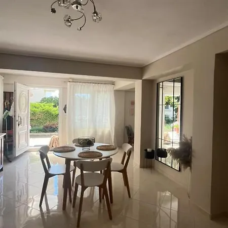 Sea Front Retreat 度假居