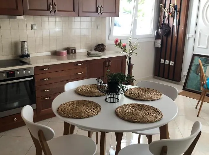 Дом отдыха Sea Front Retreat Кавала